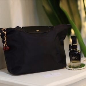 حقيبه توت سوداء